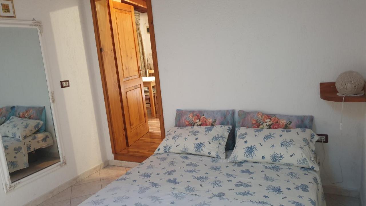 Apartments Karmen Funtana Extérieur photo